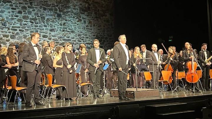 El homenaje más sentido de Cáceres a Antonio Luis Suárez, fallecido hace un año, al ritmo de El Redoble