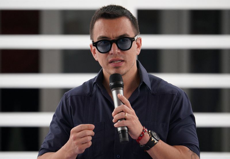 Ecuador transfers 300 high-risk inmates to new maximum