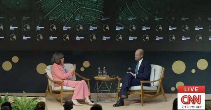 Prince William's response to journalist's royal scandals grilling hailed by TV viewers