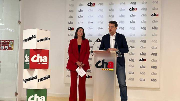 Pueyo contra Azcón: asegura que los centros de datos vienen a Aragón porque Europa no los quiere