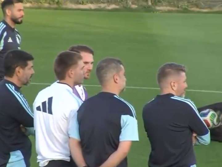 El gesto de Franco Mastantuono: viajó más de tres horas pese a estar lesionado para decir presente en el entrenamiento de la Selección Argentina