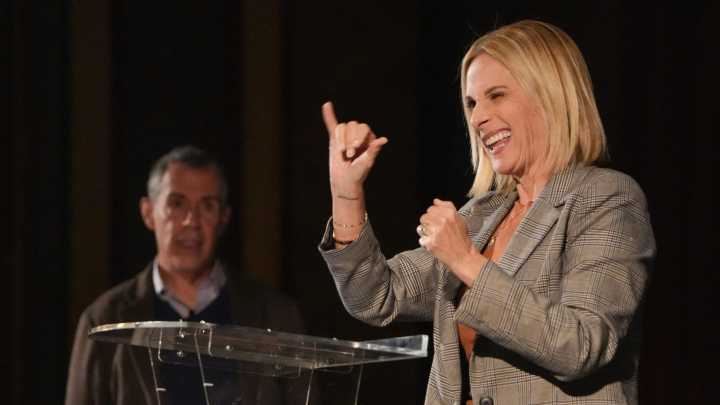 'Courage, dreams and success.' Marlee Matlin inspires Canton crowd