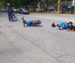 Dos heridos tras accidente de motocicleta en la avenida Sucre