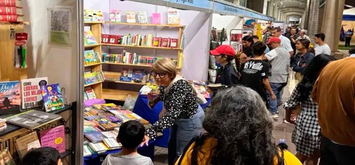 XVI Feria del Libro de Caracas se extiende una semana más en la GAN