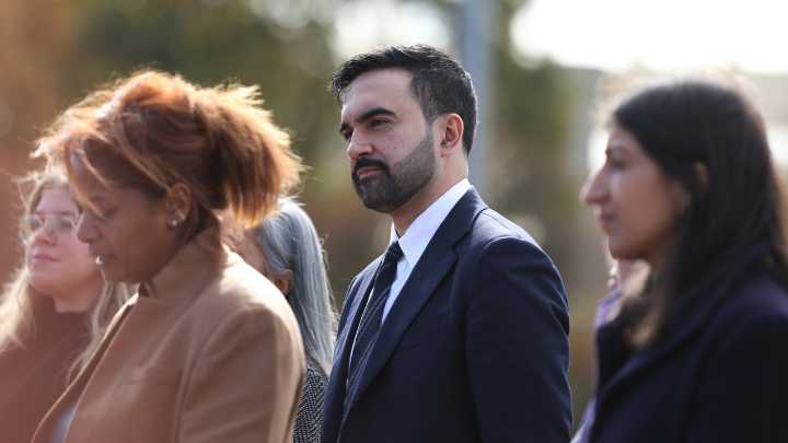 Polémica en Nueva York: el nuevo alcalde Mamdani pidió "tirar abajo" una estatua de Colón