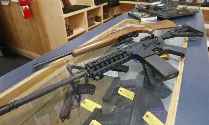 Reglamentaron la compra y tenencia de fusiles semiautomáticos para civiles