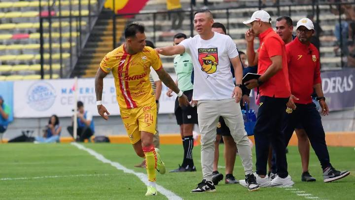 Mario Ortiz renueva contrato con el Atlético Morelia