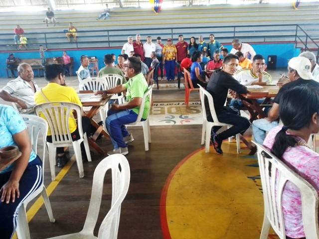 Realizado torneo de dominó indígena con miras al campeonato nacional