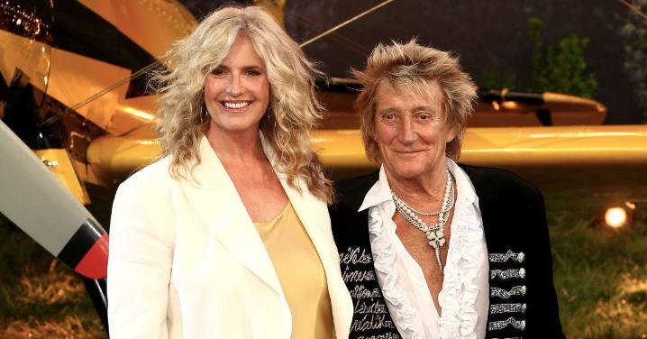 Rod Stewart's Drinking Binge Sparks Marriage Crisis With Penny Lancaster