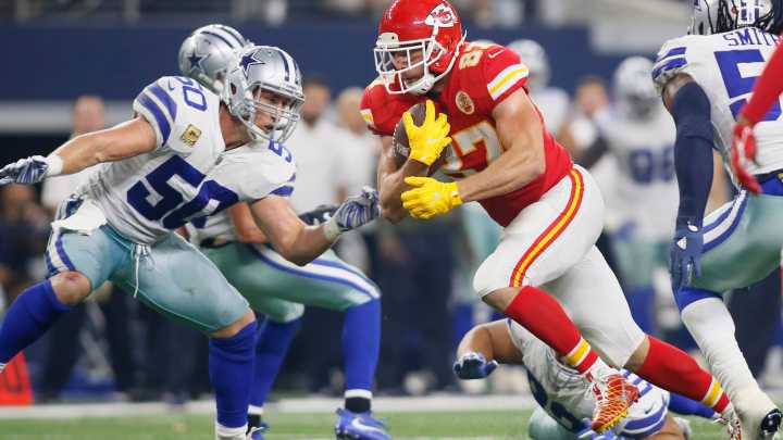 How to watch Chiefs at Cowboys on Thanksgiving