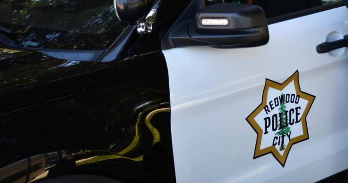 Man arrested after arson at Redwood City apartment complex