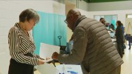 Prince George's County hosts job fair as government shutdown continues
