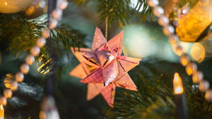 Want a festive craft idea? Try pomanders at YesterWays