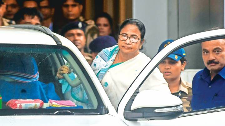 Happening today in Bengal: Mamata Banerjee to visit Siliguri; dry weather to persist in northern, southern parts