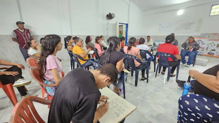 Adelantan entrega de mil títulos de Tierra Urbana en El Nazareno