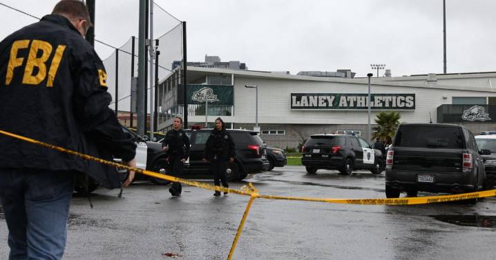 College football coach John Beam from ‘Last Chance U’ has died after being shot