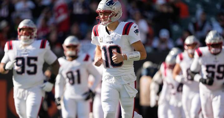 Where do the Patriots stand in the AFC playoff picture?