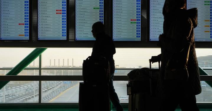 FAA scales back flights at 40 airports. See the impact in photos