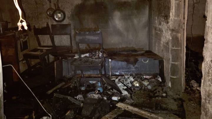 Incendio en La Cruz Negra: un hombre sufrió quemaduras de segundo grado y perdió su vivienda