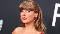 Taylor Swift Isn't Beating The Mar-A-Lago Face Allegations In These Photos