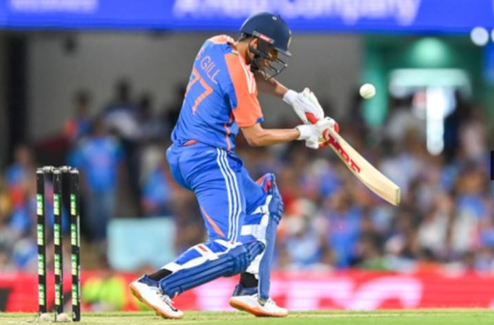 India-Australia 5th T20I stops midway as severe weather hits