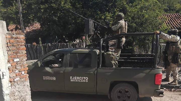 Pueblos de la sierra de Sinaloa denuncian presuntos abusos del Ejército y siembra de delitos
