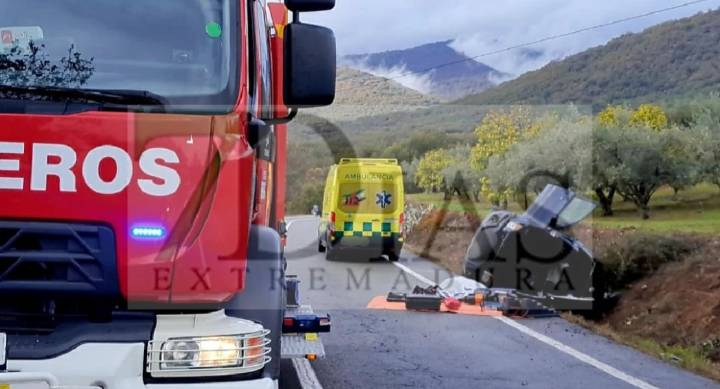 Dos heridos en dos accidentes este domingo en Extremadura