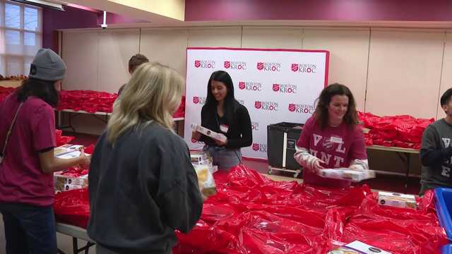 Salvation Army hands out more than 2,000 Thanksgiving meals