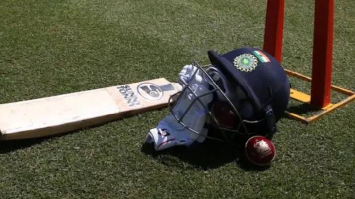 Cricket Bizarre! Ranji Trophy 2025-26 Sees Rare ‘Hit Twice’ Dismissal Despite Lamabam Ajay Singh Following Rules; Ashwin Says It’s ‘Out Only in Gully Cricket’