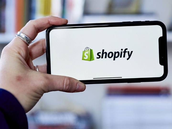 Shopify revenue jumps on merchants and sales growth