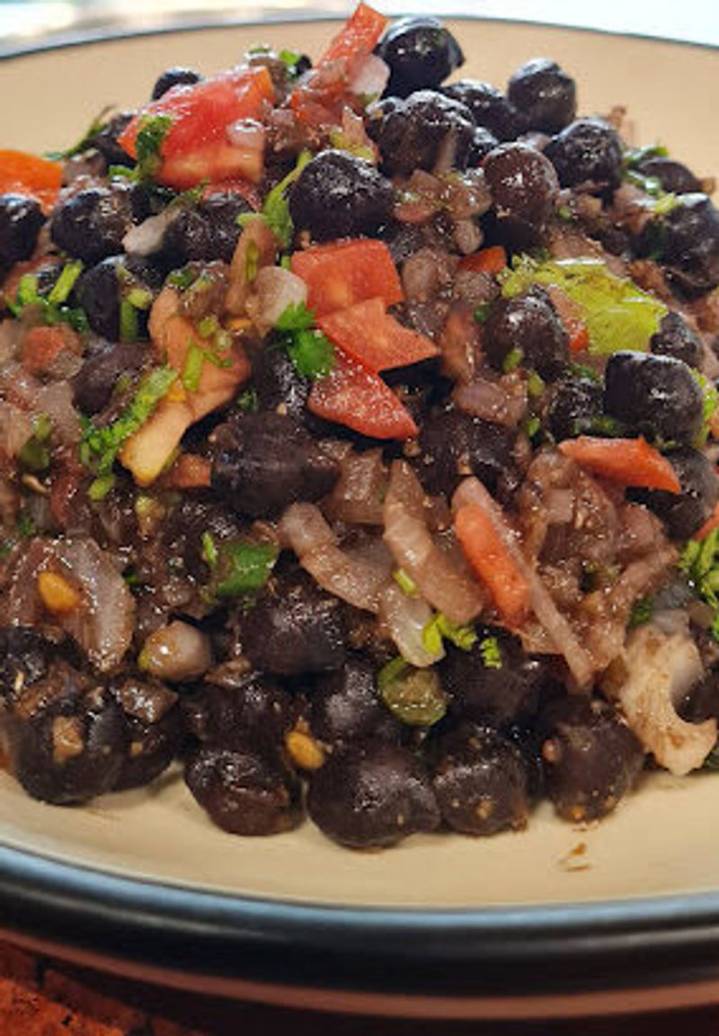 Chef Reetika Gill brings the warmth of togetherness with Punjabi winter tradition of Pangur