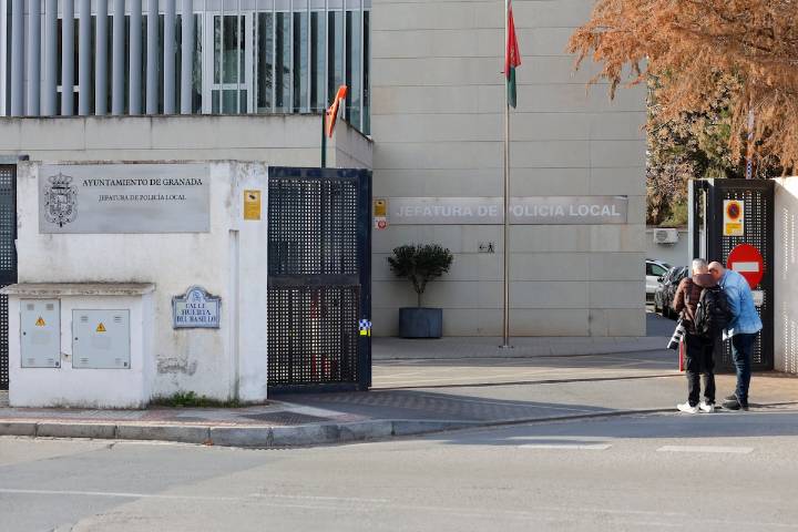 Fraude en la oposición a policía local en Granada: 43 investigados por presuntas trampas en 79 plazas