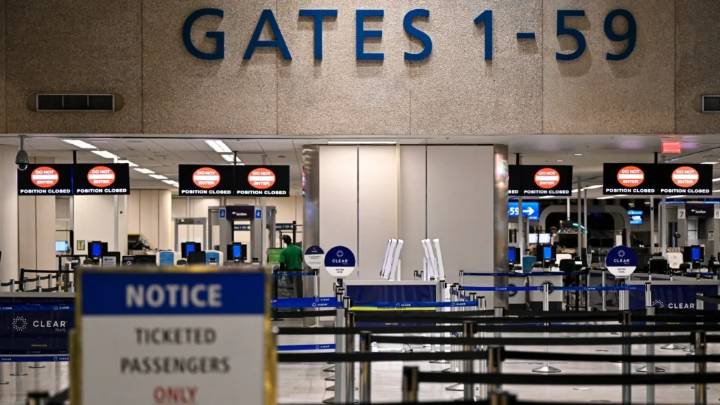 Duffy advierte caos aéreo, a 6 semanas de parálisis en EU