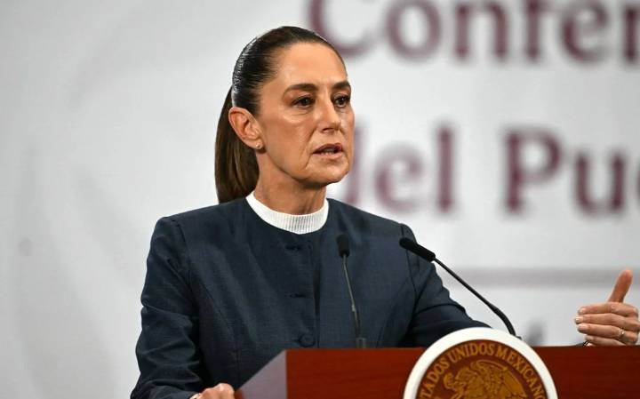 Congreso de Perú declara "persona non grata" a la presidenta de México por asilo concedido a la exprimera ministra Betssy Chávez