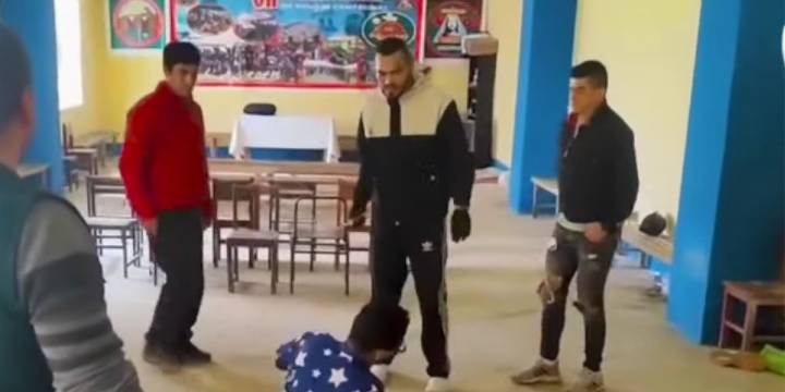 Tres colombianos acusados de cobro de cupos fueron azotados y expulsados por rondas campesinas de Cajamarca