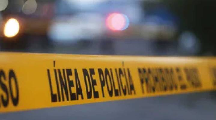 Adolescente de 14 años da a luz en secreto y es arresta...
