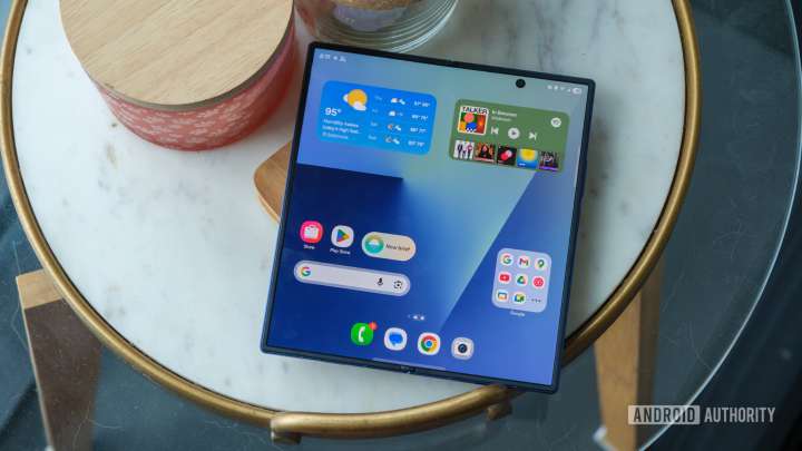 Save a whopping $600 on the Samsung Galaxy Z Fold 7
