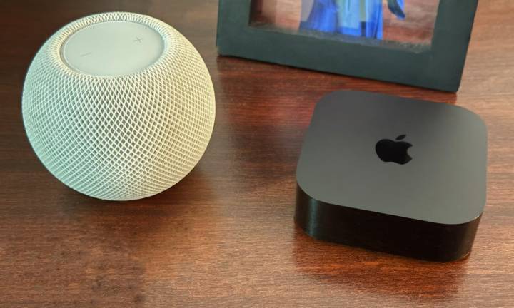 When Apple Changes Its Retail Store Displays, Everyone Pays Attention