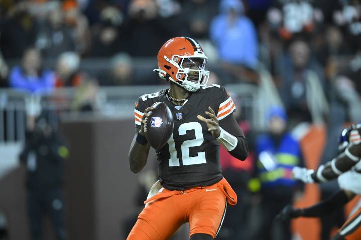 Why Browns fans should embrace low expectations for Shedeur Sanders’ first start