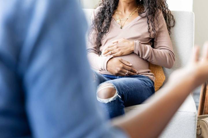 Woman Says Boyfriend’s Family Is Furious She Didn’t Reveal She Was Pregnant Sooner