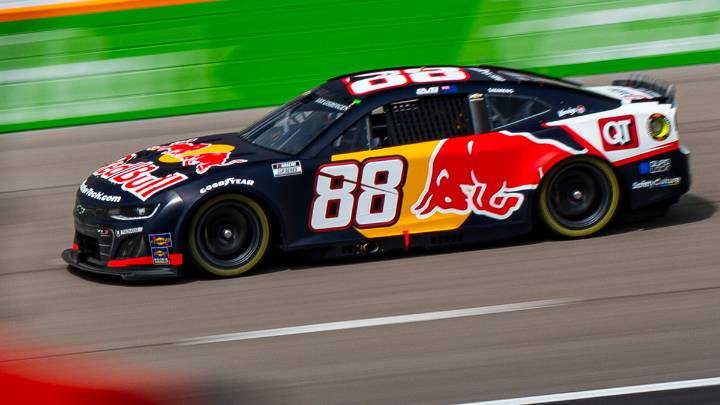 Iconic NASCAR Sponsor Faces Antitrust Investigation Amidst It’s Own Lawsuit Issues Red Bull, sponsor of Shane van Gisbergen's car, faces an EU antitrust probe for allegedly blocking rivals while deali