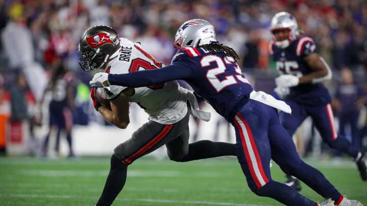 How to watch every NFL game this Sunday