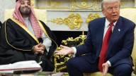 Trump defiende a Bin Salman por el asesinato de Khashoggi: "Cosas que pasan”