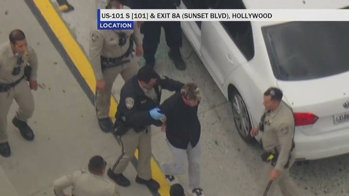 Pursuit suspect in custody after standoff on 101 Freeway in Hollywood