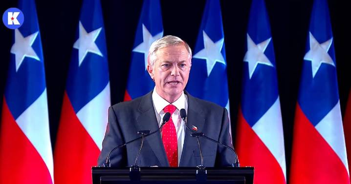 En un podio antibalas y con discurso anti-Boric: Kast inicia actos de cierre de su campaña en Viña del Mar