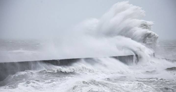 Met Office issues 24-hour amber weather warning - 'Danger to life' 