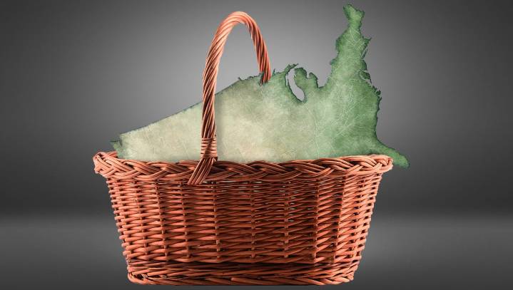 Nation Not Sure Where This Giant Handbasket Came From