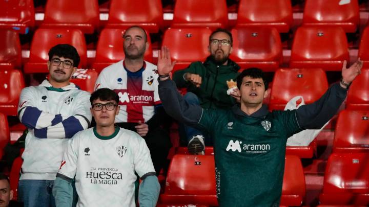 Fotos | Partido Almería-SD Huesca, jornada 16 de Segunda División