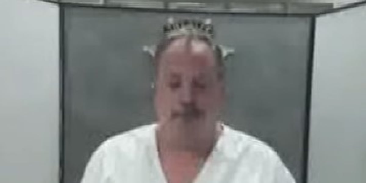 Docs: Man stabbed victim in police station parking lot during road