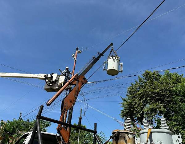 Maracaibo impulsa su futuro energético con la instalación de nuevos transformadores eléctricos
